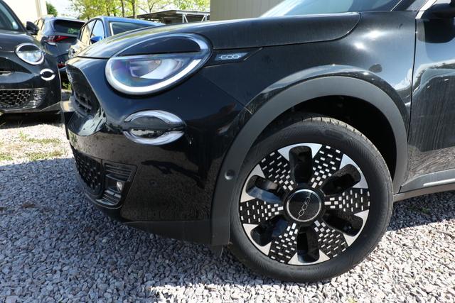 Fiat 600 MHEV 136 DCT LaPrima Massage Nav eHk SHZ Kam 