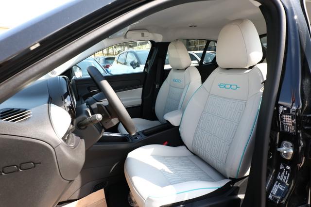 Fiat 600 MHEV 136 DCT LaPrima Massage Nav eHk SHZ Kam 