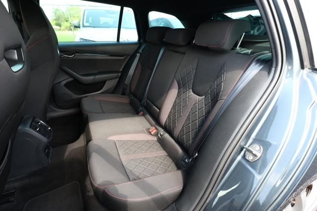 Skoda Octavia Combi RS 2.0 TDI 200 DSG LED Canton AHK 