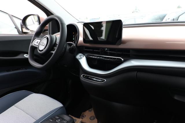 Fiat 500e 3+1 42kWh 118 Icon Nav Klima Temp DigCo 16Z BT 