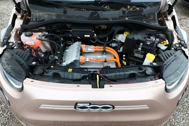 Fiat 500e 3+1 42kWh 118 Icon Nav Klima Temp DigCo 16Z BT 