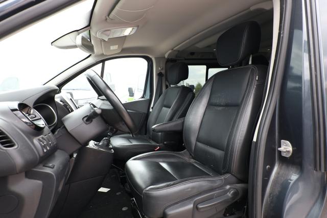 Renault Trafic Grand SpaceClass dCi 145 L2 7S Nav PDC 
