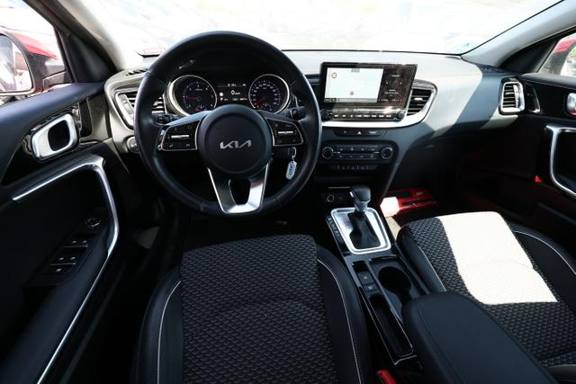 Kia XCeed Vision 1.6 CRDI 136 DCT LED PDC LaneAs 17Z 