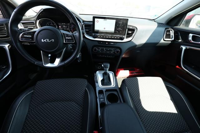 Kia XCeed Vision 1.6 CRDI 136 DCT LED PDC LaneAs 17Z 