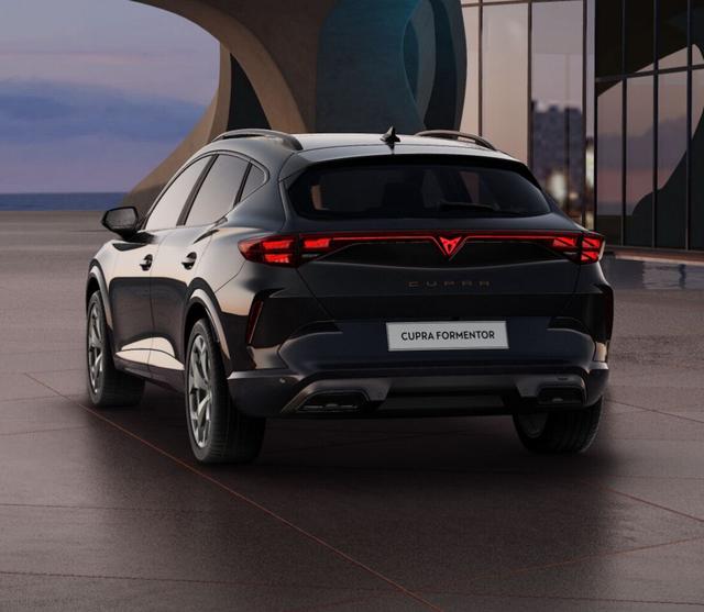 Cupra Formentor 2.0 TDI 150 DSG VollLED Pano Edge SHZ 