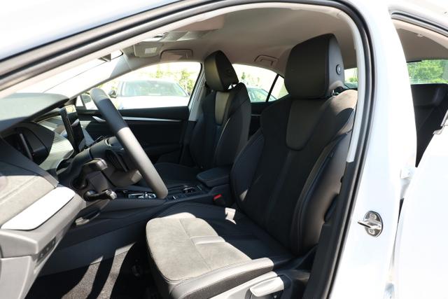 Skoda Octavia Lim eTSI150 DSG Selec Matrix Key Nav ACC 