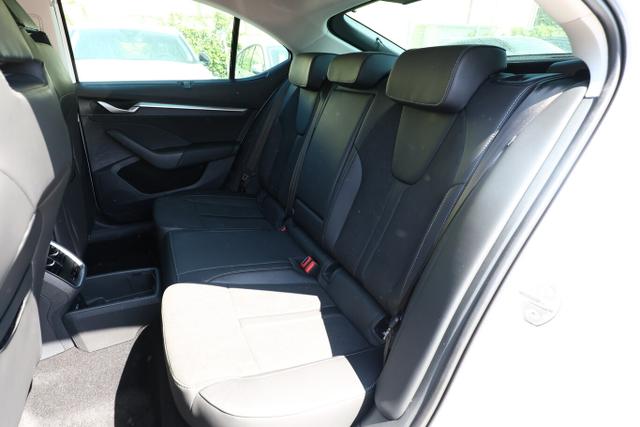 Skoda Octavia Lim eTSI150 DSG Selec Matrix Key Nav ACC 