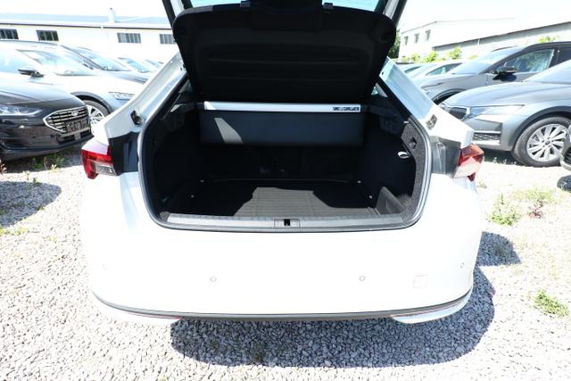 Skoda Octavia Lim eTSI150 DSG Selec Matrix Key Nav ACC 