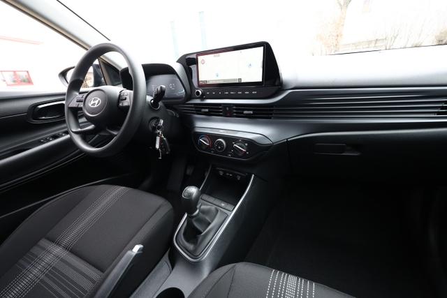 Hyundai i20 Select 1.2 MPI 79 Nav Kam PDC SmartL Klima 