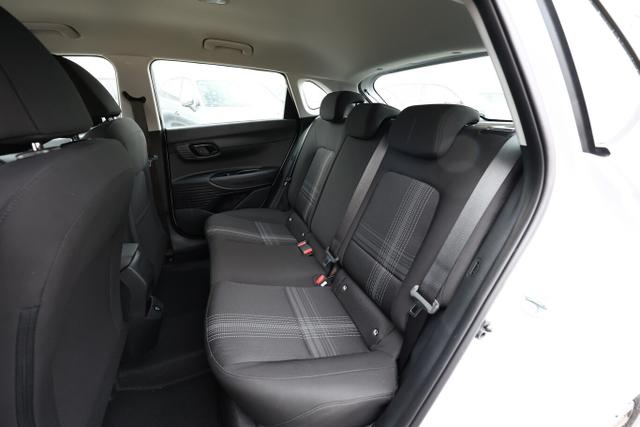 Hyundai i20 Select 1.2 MPI 79 Nav SHZ Kam SmartL 16Z MFL 