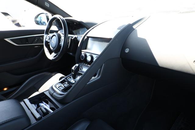 Jaguar F-Type 2.0 P300 SHZ LED Nav Leder 18Z Kam 