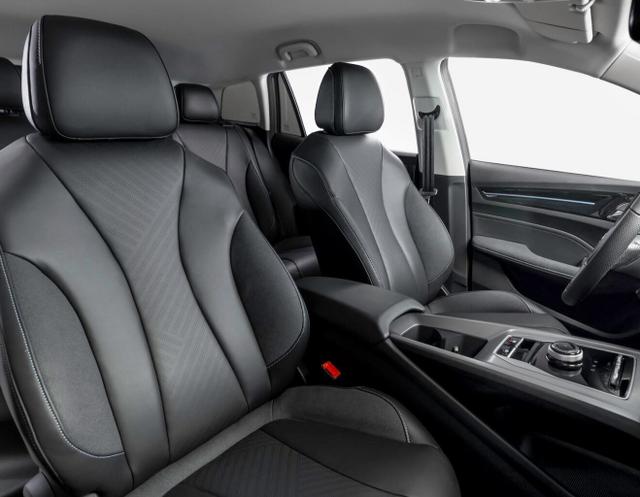 MG5 Luxury 5 61kWh ACC Kam360° LED Nav SHZ Keyl 