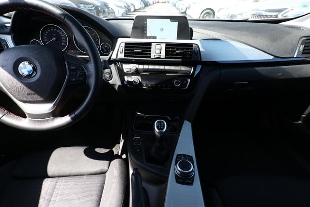 BMW 3er Touring Sport Line 318d LED Nav SHZ PDC KeyL 
