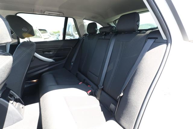 BMW 3er Touring Sport Line 318d LED Nav SHZ PDC KeyL 