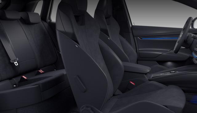 Elroq 85 Sportl LED Nav WärmeP WinterP Clever 