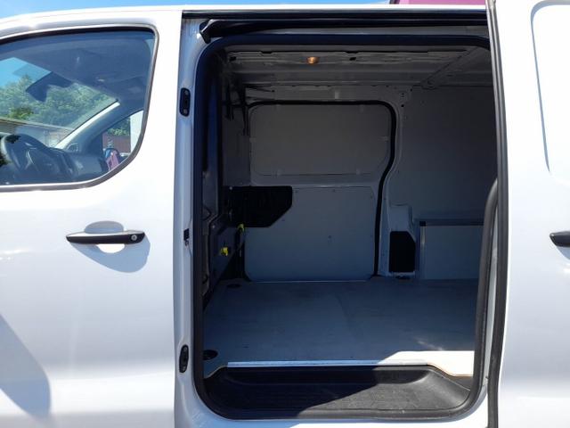 Vivaro Edition 2.0 D 145 L L3 3S Klima PDC 