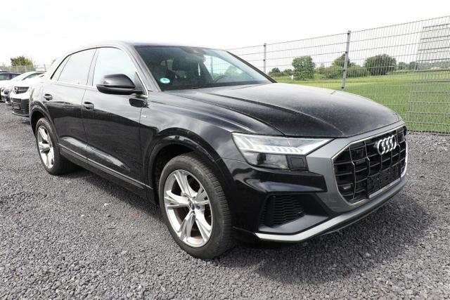 Audi Q8 - 55 TFSI quattro tiptr. S line Sport 21Z Matri
