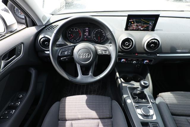 Audi A3 Sportback sport 35 TFSI 150 Nav PDC KeyL Temp 