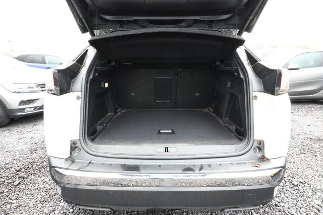 Peugeot 3008 Allure Pack 1.5 BHDi 130 Aut. Nav Kam LM18Z 