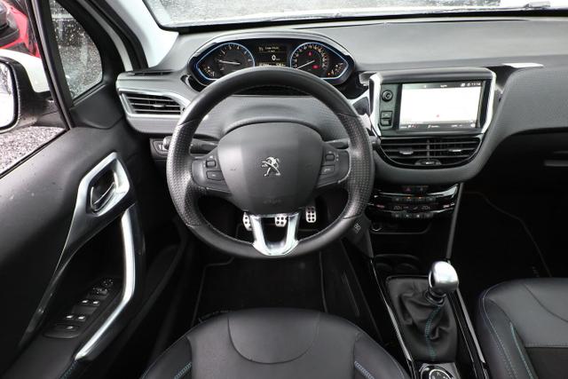 Peugeot 2008 Crossway 1.2 PureTech 130 Nav PDC LM17Z 