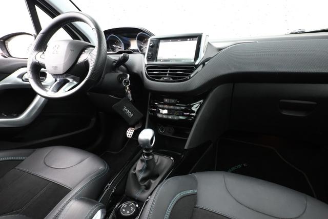 Peugeot 2008 Crossway 1.2 PureTech 130 Nav PDC LM17Z 