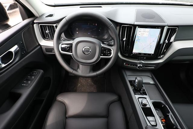 Volvo XC60 Ultra Dark T6 AWD 360Kam HUD Pano ACC H/K 