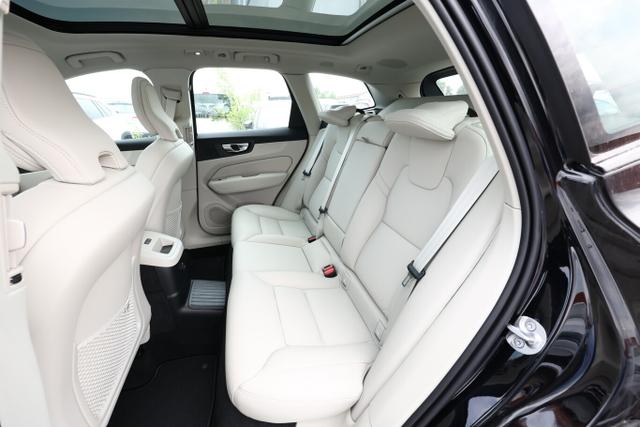 Volvo XC60 Ultra Dark T6 AWD 360Kam HUD Pano ACC H/K 
