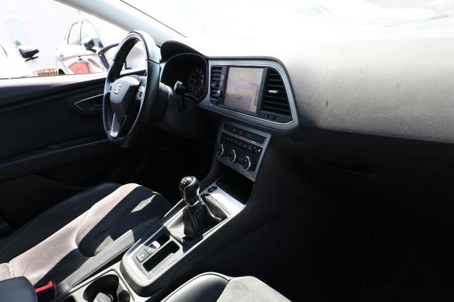 Seat Leon Xcellence 1.4 TSI 125 LED SchiebeD ACC AHK 