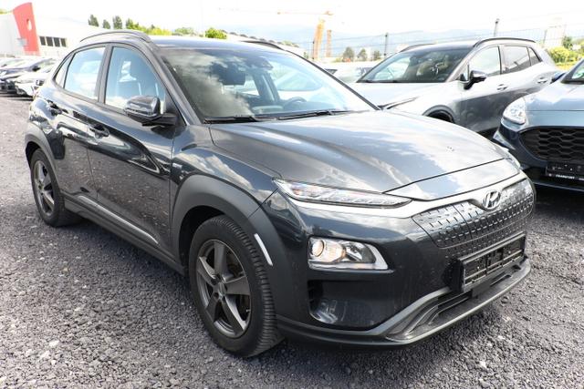 Hyundai KONA Elektro - Trend 64kWh ACC PDC Kam CarPlay