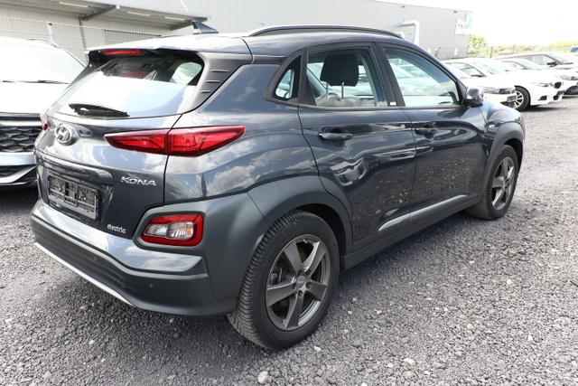 Hyundai KONA Elektro Trend 64kWh ACC PDC Kam CarPlay 