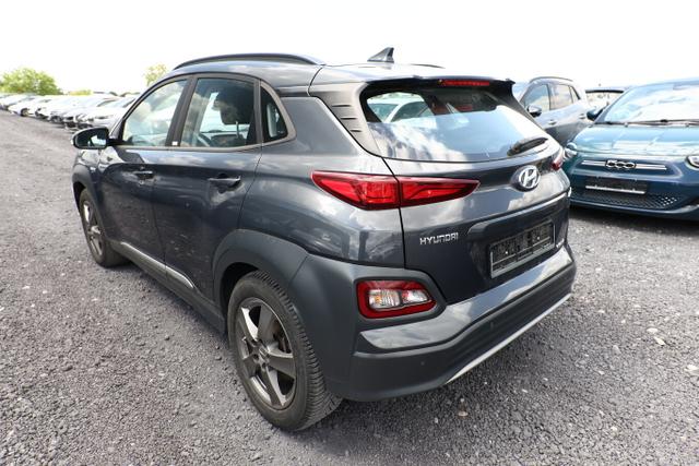 Hyundai KONA Elektro Trend 64kWh ACC PDC Kam CarPlay 
