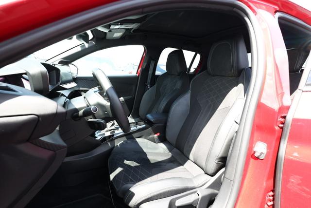 Peugeot 208 GT Pack 1.2 PureTech 100 LED Nav Pano ACC 
