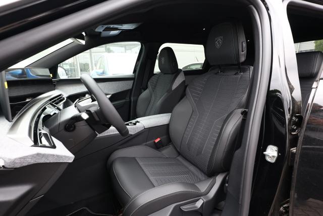 Peugeot 5008 136 eDSC6 GT Matrix SHZ Nav eHK DriveA ACC 
