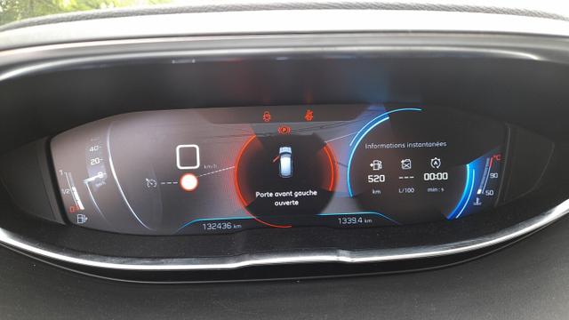 Peugeot 3008 Allure 1.2 PureTech 130 Nav KeyL Kam LED 