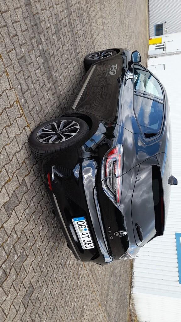 Clio Techno V 1.6 E-TECH Hybrid 145 LED Nav. PDC 