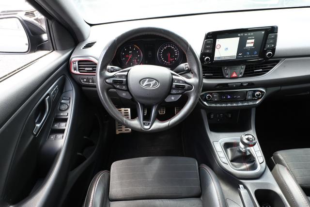 Hyundai i30 Fastback N Performance 2.0 T-GDI 275 LED Nav 