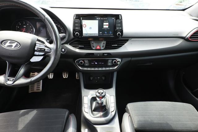 Hyundai i30 Fastback N Performance 2.0 T-GDI 275 LED Nav 