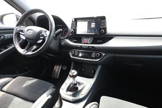Hyundai i30 Fastback N Performance 2.0 T-GDI 275 LED Nav 