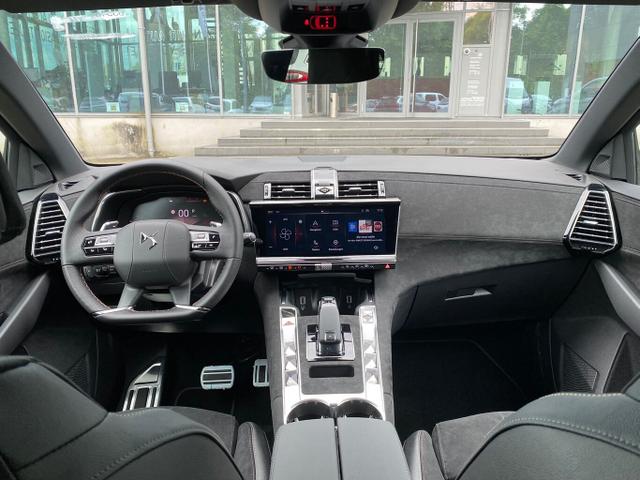 DS Automobiles 7 130 EAT8 Pallas Nav TechP PDC PrivG ACC SHZ 