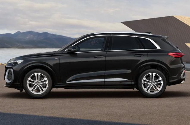 Audi Q5 - S line TDI 204 neues Modell Tech Pano PrivG