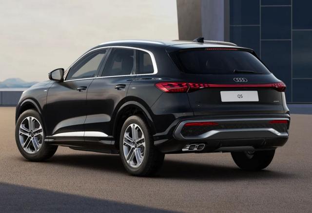 Audi Q5 S line TDI 204 neues Modell Tech Pano PrivG 