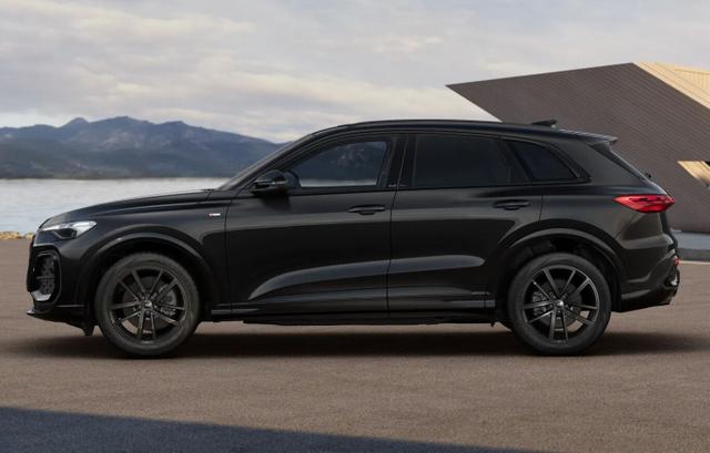 Audi Q5 - S line TDI 204 neues Modell Tech 20Z Pano Kam