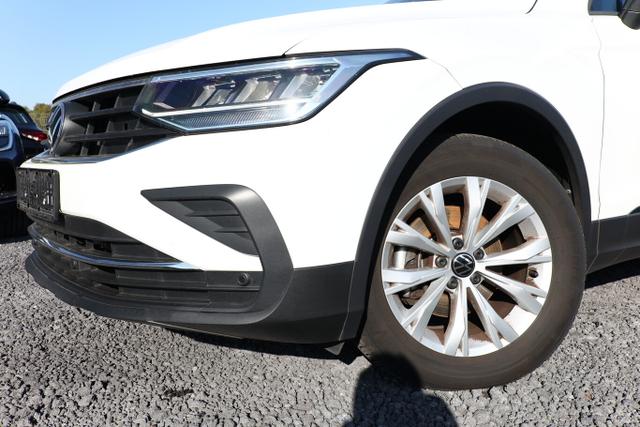 Volkswagen Tiguan LIFE 1.5 TSI 150 DSG LED R2D 17Z ACC AppC 