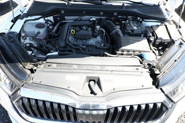 Skoda Octavia STYLE 1.0 eTSI 110 DSG MatrixLED Nav Kam 