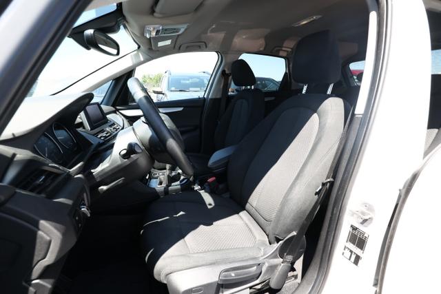 BMW 2er Active Tourer Advantage 216i LED PDC SHZ 