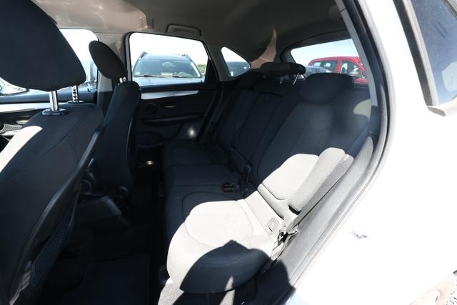 BMW 2er Active Tourer Advantage 216i LED PDC SHZ 
