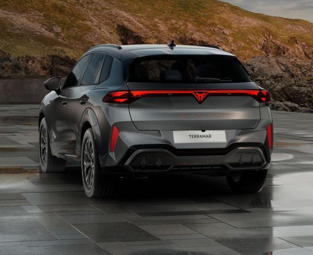 Cupra Terramar 1.5 eTSI 150 DCT LED Pano eHk Edge Keyl 