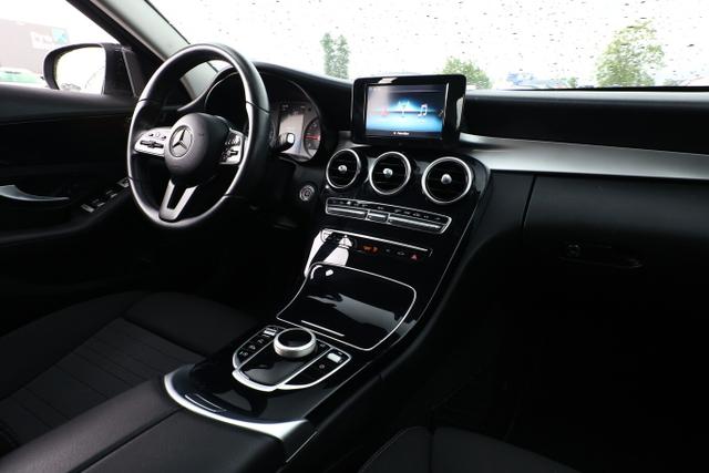 Mercedes-Benz C-Klasse AVANTGARDE C 180 d Aut 122 LED Nav Kam PDCvo/hi 