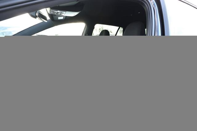 Volkswagen Golf GTI Performance VII 2.0 TSI 245 DSG Nav ACC 