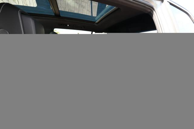Volkswagen Tiguan Allspace Highline 2.0 TDI 240 4x4 DSG R-Line PanoD 
